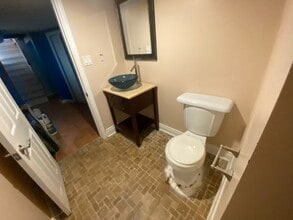 58 Eldon Ave in Toronto, ON - Building Photo - Building Photo