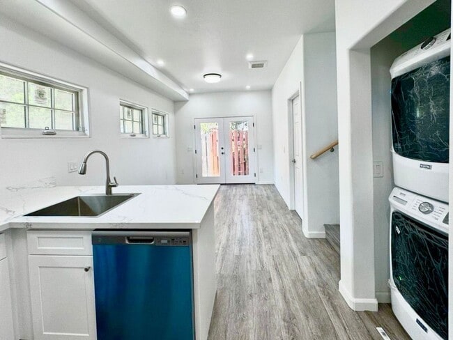 931 W 23rd St in Los Angeles, CA - Building Photo - Building Photo