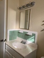 7812 Tierwester St in Houston, TX - Building Photo