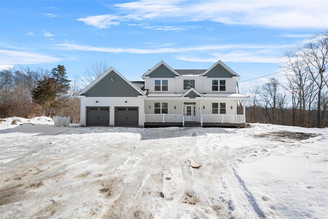3147 NY-94 in Chester, NY - Building Photo