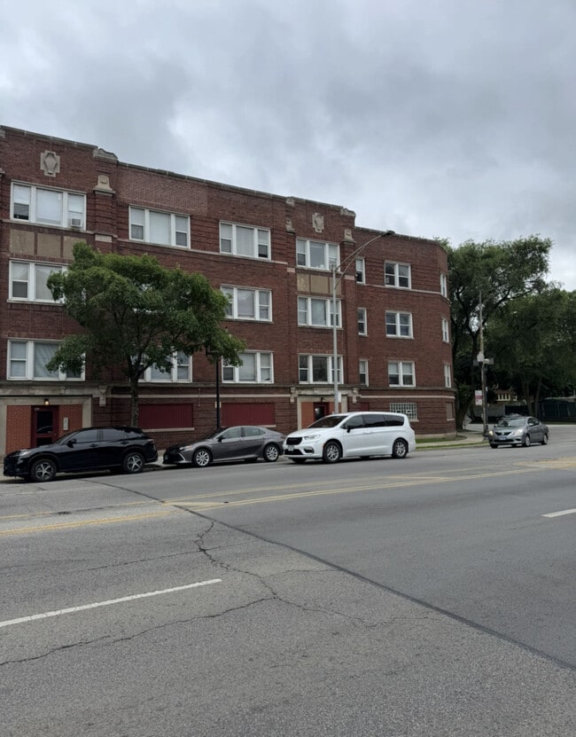 property at 7735 N Sheridan Rd