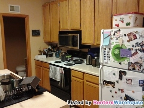 15644 Garrett Dr in Apple Valley, MN - Building Photo - Building Photo