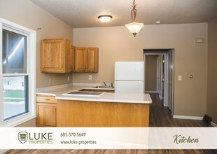 332 N Blauvelt Ave in Sioux Falls, SD - Building Photo - Building Photo