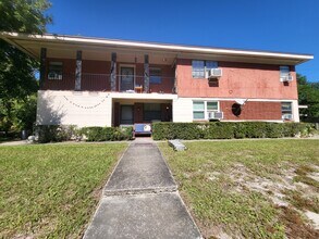 3365 Drew St, Unit 2 in Jacksonville, FL - Building Photo - Building Photo