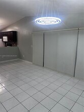 9300 E Elm Ln in Miramar, FL - Building Photo - Building Photo