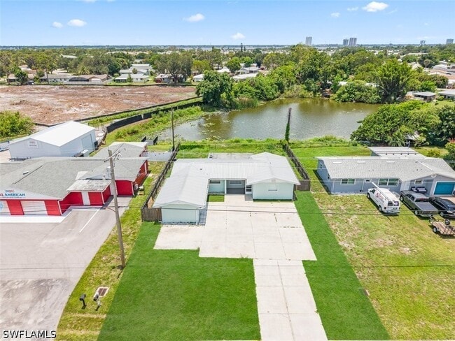 property at 5460 Bayshore Rd