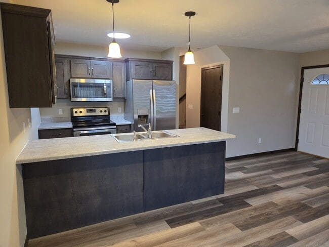 9509 W Gert St in Sioux Falls, SD - Building Photo - Building Photo