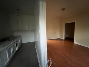 936 E 24th St in Los Angeles, CA - Building Photo - Building Photo