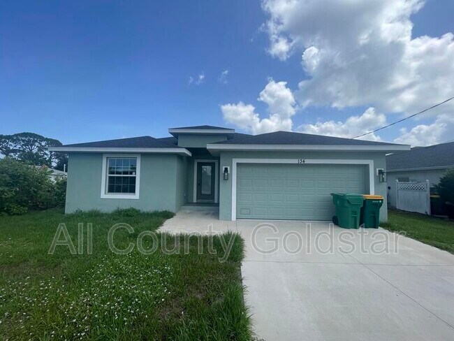 134 Swan Dr in Rotonda West, FL - Building Photo - Building Photo