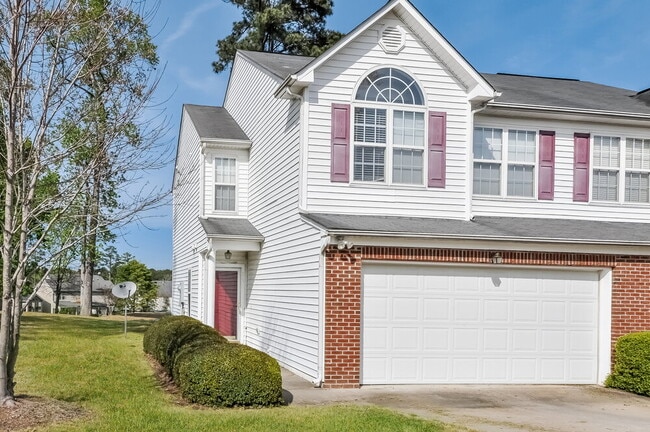 2232 Castle Pines Dr in Raleigh, NC - Building Photo - Building Photo