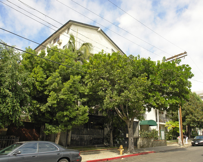 Detroit Palms in Los Angeles, CA - Foto de edificio - Building Photo