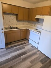 418 N Center St, Unit B in Collinsville, IL - Foto de edificio - Building Photo