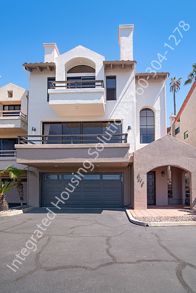 567 Hygeia Ave in Encinitas, CA - Building Photo - Building Photo