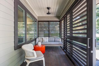 2201 Bowman Ave in Austin, TX - Foto de edificio - Building Photo