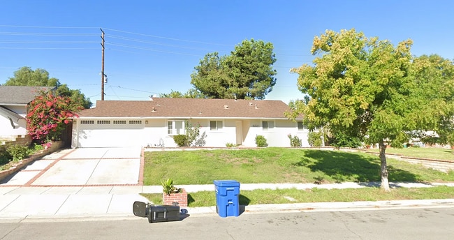 property at 3187 Calle Quebracho