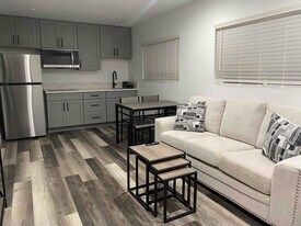 1788 Shadewood Ln in San Diego, CA - Building Photo