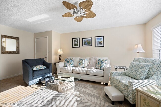 property at 578 Broad Ave S