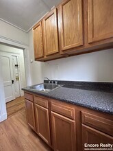 1244 Boylston St, Unit 4 in Boston, MA - Building Photo - Building Photo