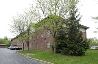 Rose Hill House in Kirkwood, MO - Building Photo - Building Photo