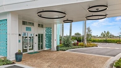 3901 Coast View Pointe in Vero Beach, FL - Foto de edificio - Building Photo
