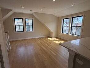 76 Turner St in Boston, MA - Building Photo - Building Photo