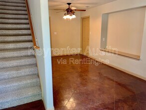 1535 Parkfield Cir in Round Rock, TX - Building Photo - Building Photo