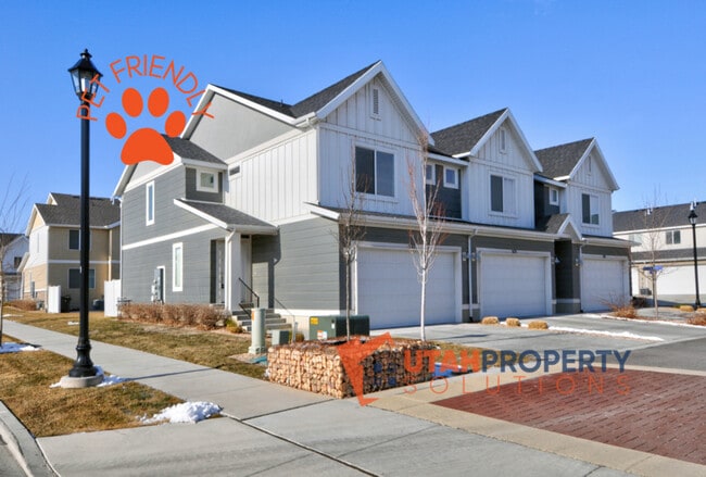property at 577 S Windsong Ln