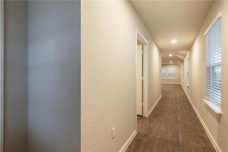 612 Roaring Fork Ln in Bastrop, TX - Building Photo - Building Photo