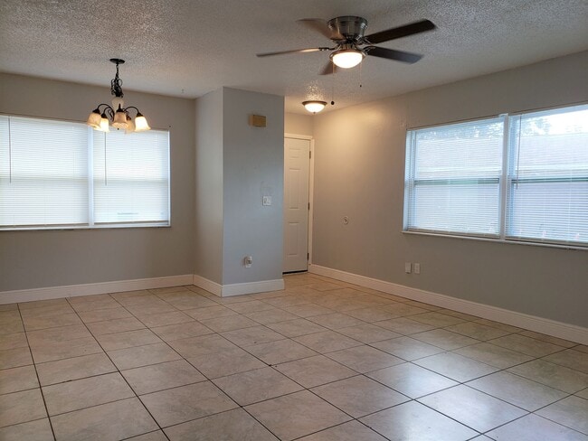 4703 Bay Willow Ct in Orlando, FL - Building Photo - Building Photo