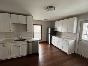 4 Rutland St, Unit #4 in Hudson, MA - Building Photo - Building Photo