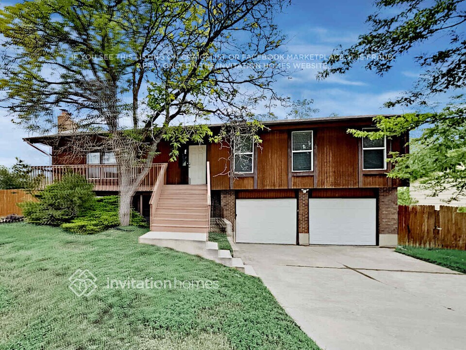 1290 Hans Brinker Ln in Colorado Springs, CO - Building Photo