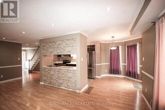 1485 Torrington Dr in Mississauga, ON - Building Photo - Building Photo
