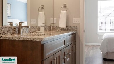 3401 Redbud Ln, Unit 3405 in Tulsa, OK - Building Photo - Building Photo