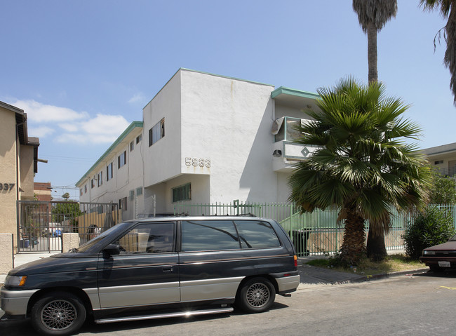 5933 Barton Ave in Los Angeles, CA - Building Photo - Building Photo