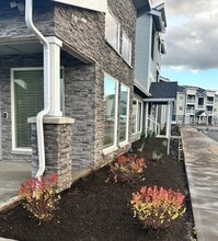 Tahoma Terrace II in Yelm, WA - Building Photo - Building Photo