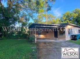 1311 Oregon St in Orlando, FL - Building Photo