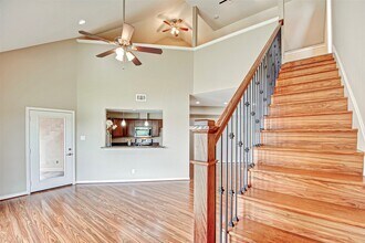 4144 Greystone Way in Sugar Land, TX - Building Photo - Building Photo