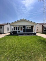 17196 Robert St in Melvindale, MI - Building Photo
