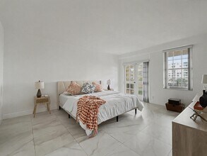 3475 S Ocean Blvd in Palm Beach, FL - Building Photo - Building Photo