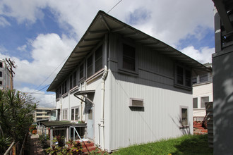 1561 Miller St in Honolulu, HI - Foto de edificio - Building Photo