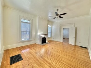 255 S Jackson St in Janesville, WI - Building Photo - Building Photo
