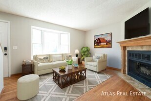 8168 Washington St in Denver, CO - Building Photo