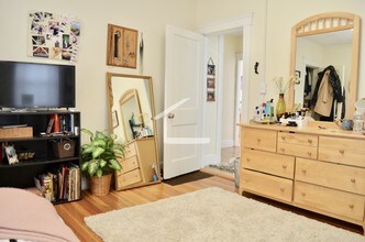 37 Bigelow St, Unit 2 in Boston, MA - Building Photo - Building Photo
