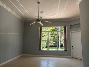 138 Tranquilla Dr in Palm Beach Gardens, FL - Foto de edificio - Building Photo