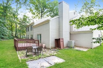 231 Oxford Rd in West Chester, PA - Foto de edificio - Building Photo