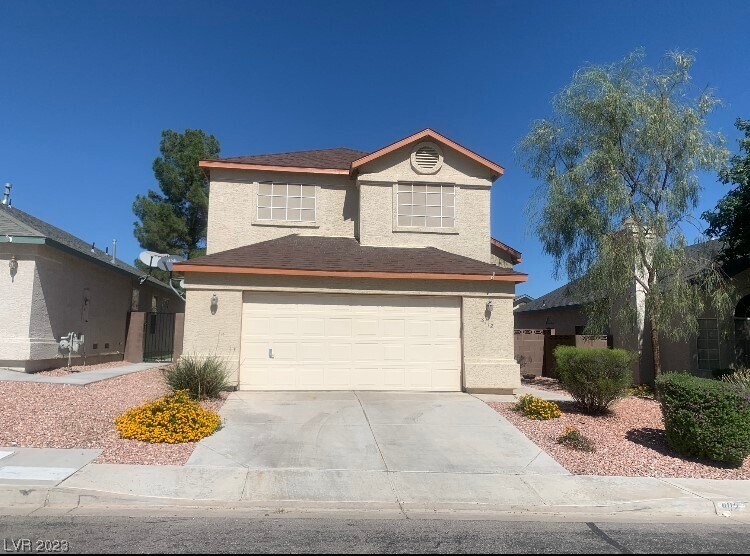 8112 Sunset Mill Dr in Las Vegas, NV - Building Photo