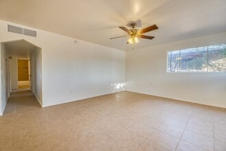 2940 N Cherry Ave in Tucson, AZ - Building Photo - Building Photo