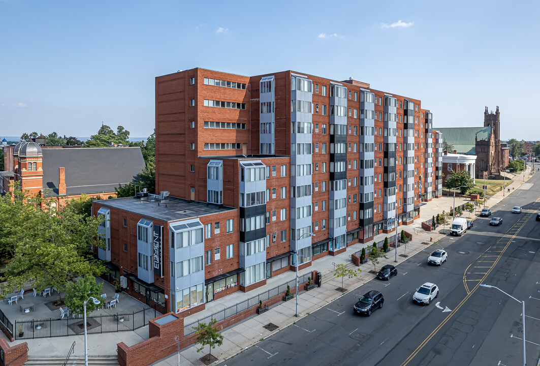 Element 250 in Hartford, CT - Building Photo