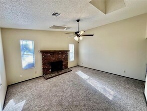 310 N 34th St in Rogers, AR - Building Photo - Building Photo