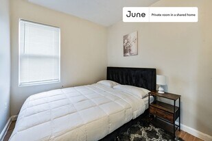 Room in Shared 3 bed/1 bath home in Cambridge, MA - Building Photo